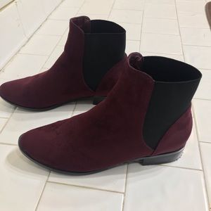 ALDO Chelsea Boots Sz 6